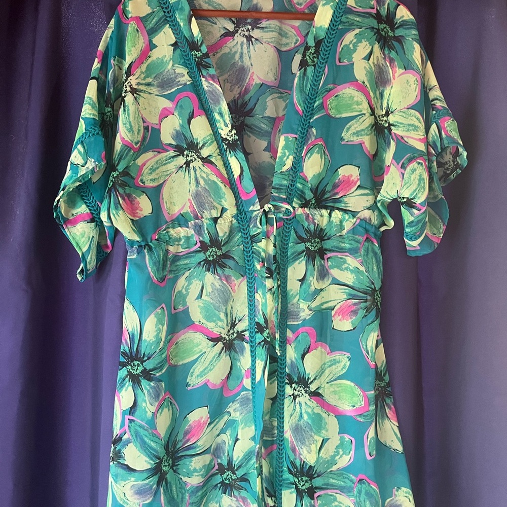 Miken Green and Yellow Graphic Tie Front Blouse